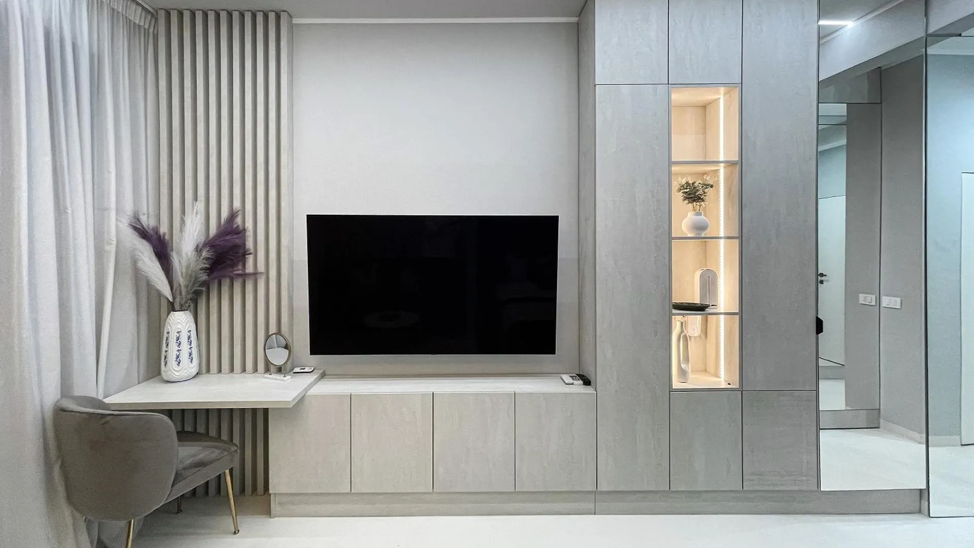 Apartmán Qult - Aventus Bukurešť 0*,
